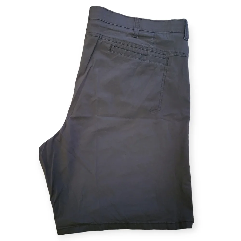 Outdoor Performance Shorts Size 44